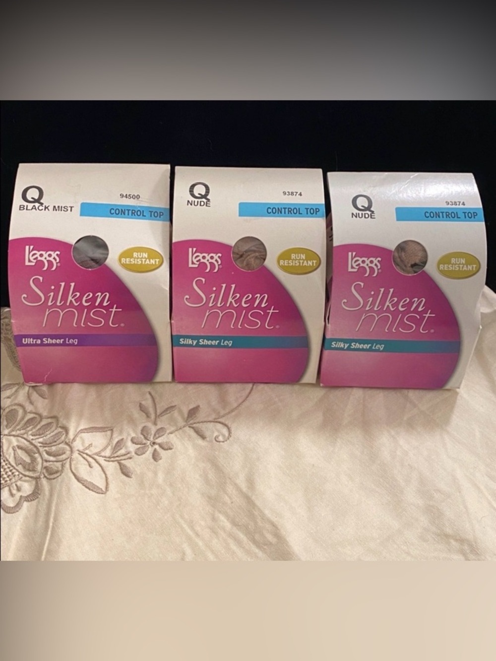 L’eggs Silken Mist Control Top Panty Hose Size Q Bundle